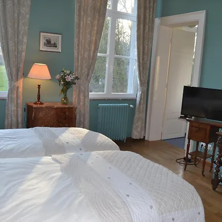 Alojamento de Acomodação e Pequeno-almoço Château De La Saulinière 3*